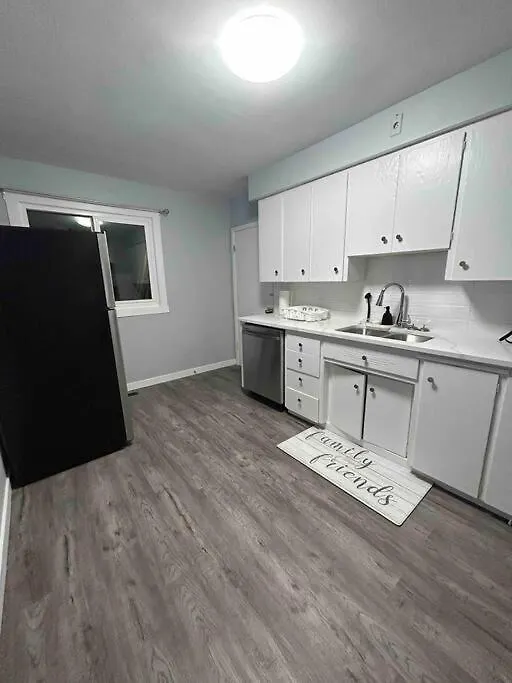 Cute Highland Park Apartment Calgary
